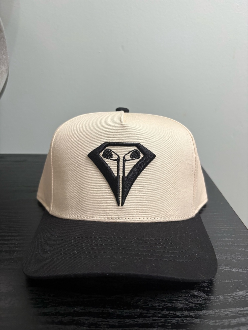 Black Two Tone - La Vita Golf Hat